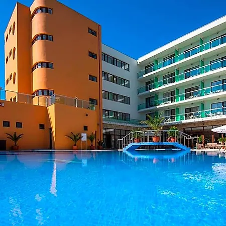 Hotel Saturn