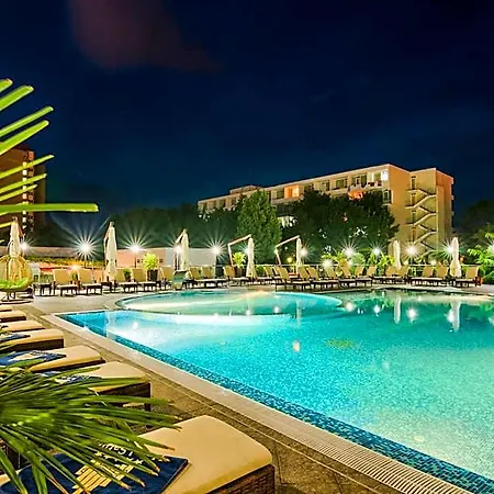 Saturn Hotel 5*