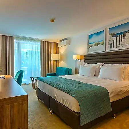 Saturn Hotel 5*